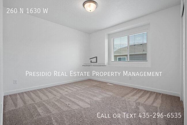 Building Photo - 260 N 1630 W