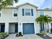 Building Photo - 15257 Wildflower Cir