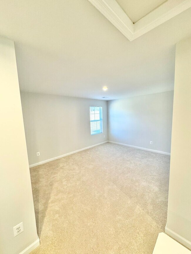 Building Photo - BRAND NEW HOME CLOSE TO CHARLOTTESVILLE