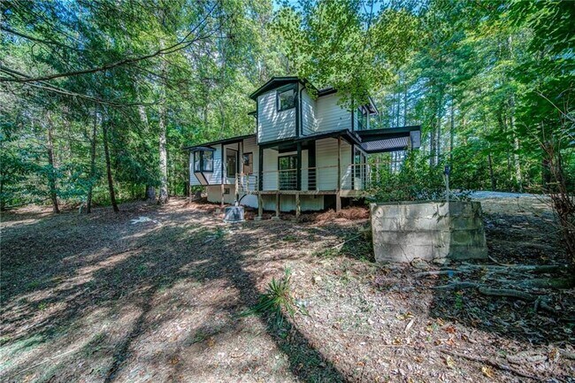 Building Photo - 5574 Hardscrabble Rd