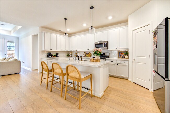 Building Photo - 9727 Arrigoni Creek Dr