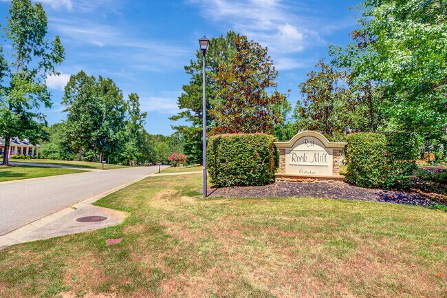 Building Photo - 75 Rock Mill Ct