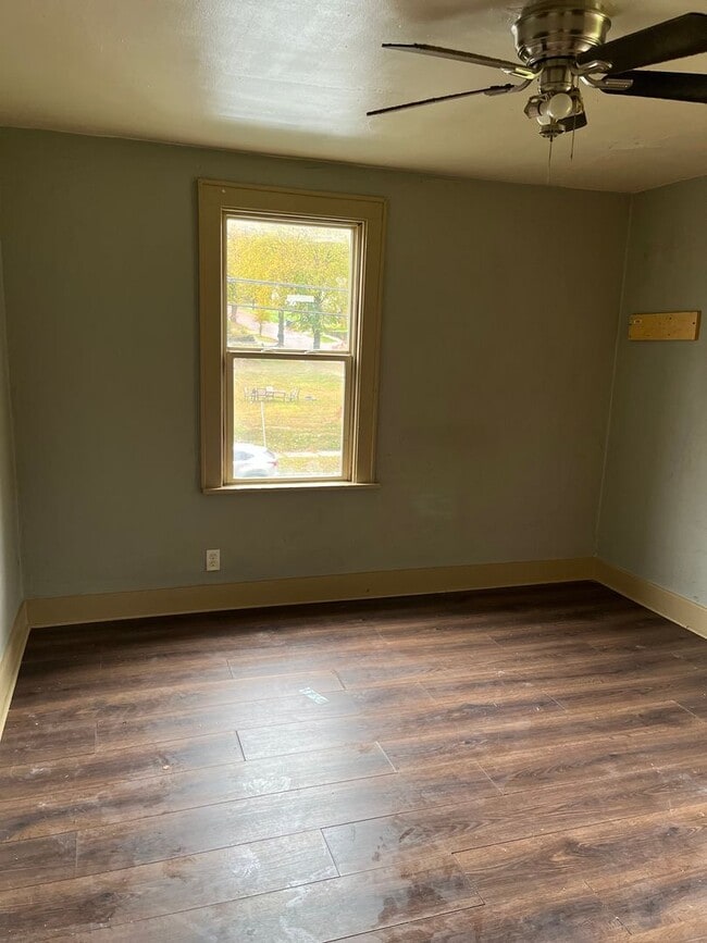 Building Photo - 1313 Manchester Rd