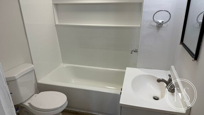 Building Photo - 3706 Montgomery St