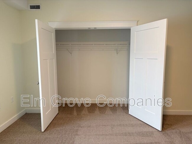 Building Photo - 63 Monroe Dr