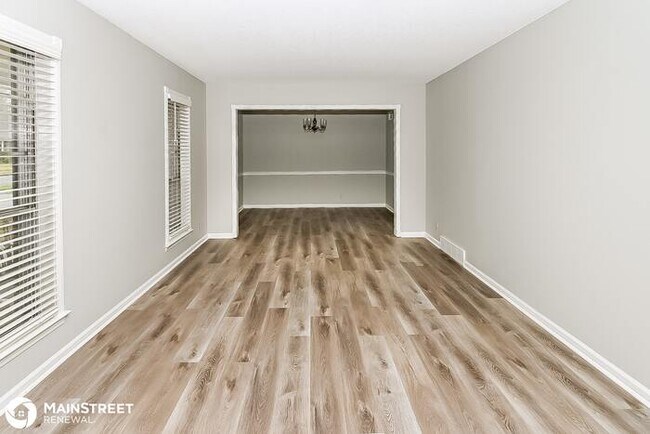 Building Photo - 5361 HERITAGE AVE, Memphis, TN 38115