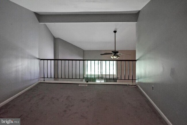 Building Photo - 27 W Azalea Ln