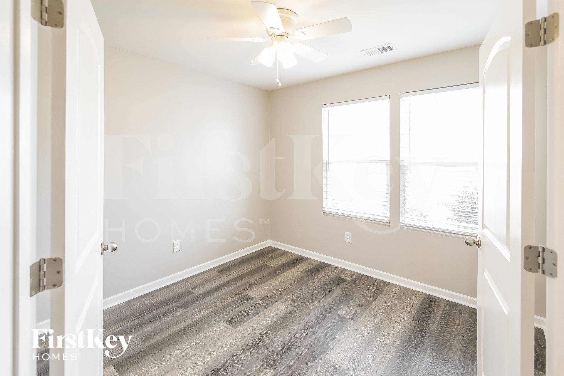 Building Photo - 413 Thoroughbred Dr