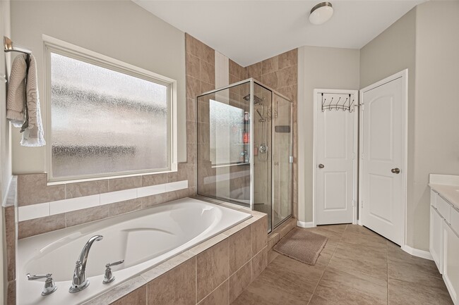Building Photo - 1665 Morgan Trail Dr