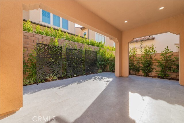 Building Photo - 104 Whisper Rock