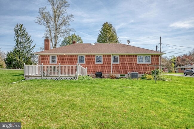 Building Photo - 1016 Winfield Dr