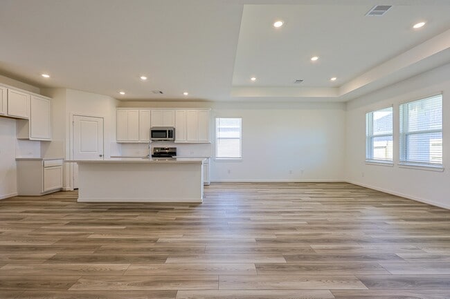 Building Photo - 21510 Banpo Bend Dr