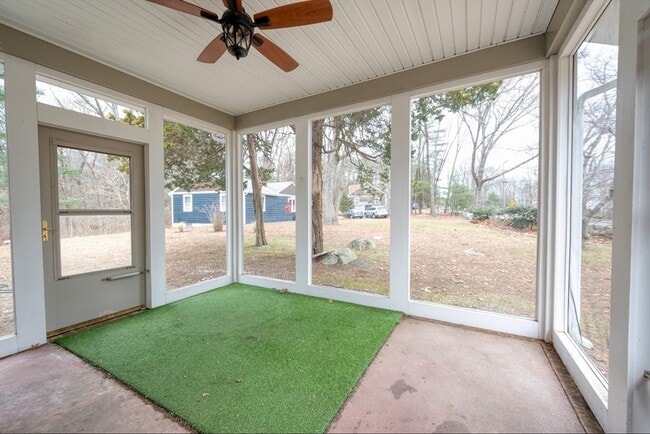 Building Photo - 314 Central St