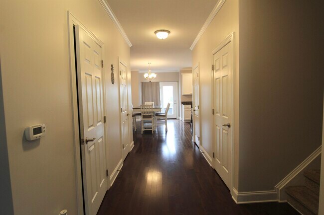Building Photo - 2221 Lapis Ln