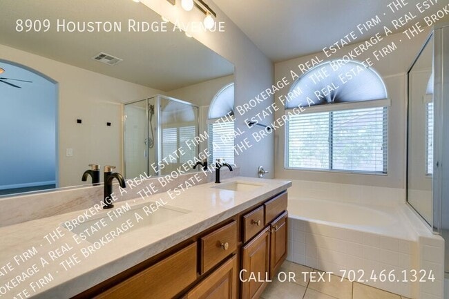 Building Photo - 8909 Houston Ridge Ave
