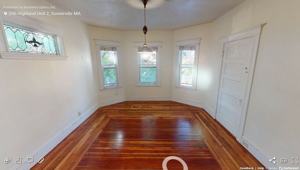 Primary Photo - 296 Highland Ave