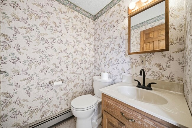 Building Photo - 24 Etta Ln