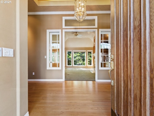 Building Photo - 2080 Wellington Dr