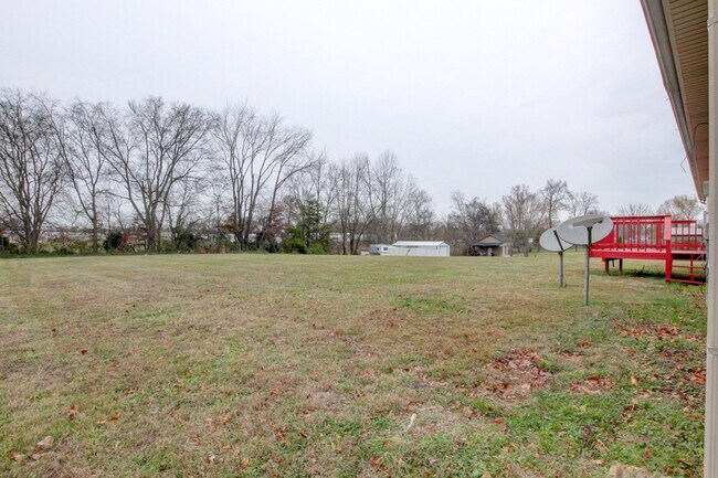 Building Photo - 2481 Clarksville Rd