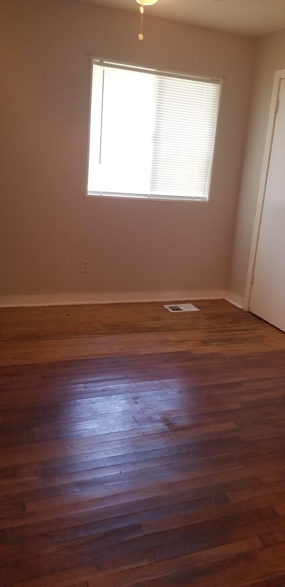 Building Photo - 124 Pecan Street