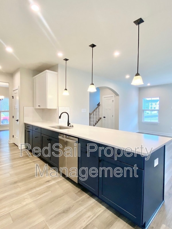 Building Photo - 134 Fishermans Wy