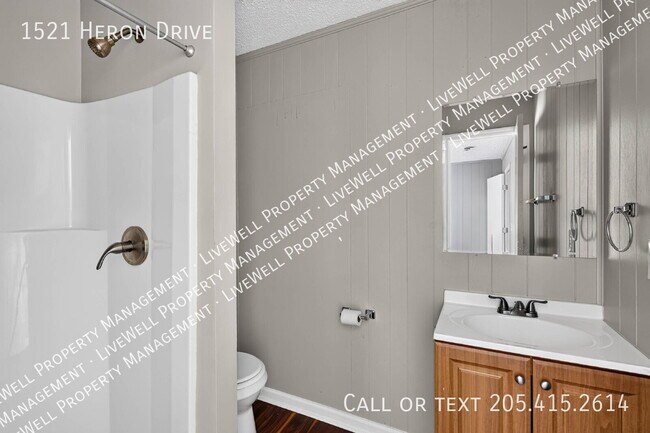 Building Photo - 1521 Heron Dr