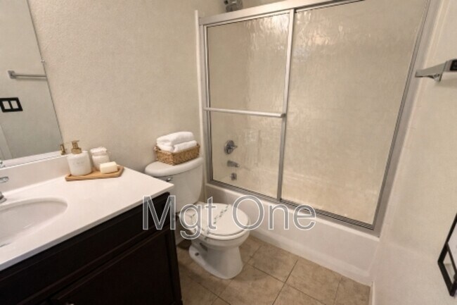 Building Photo - 12579 Ruvina Ln