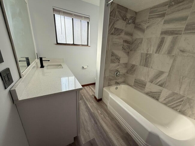 Building Photo - 293 E Whittier St