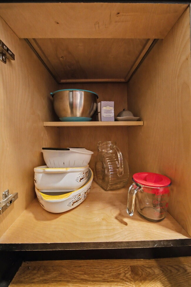 Building Photo - 261 S Limestone