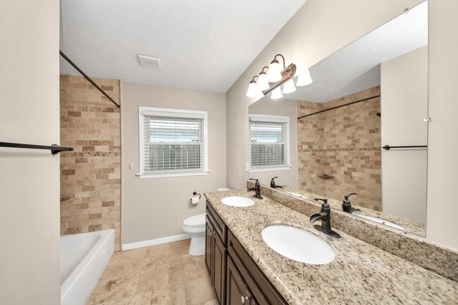 Building Photo - 3419 Norris Dr