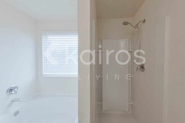 Building Photo - 94 Rolling Sands Dr