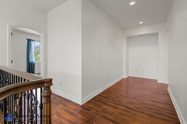 Building Photo - 26802 Pine Cliff Pl