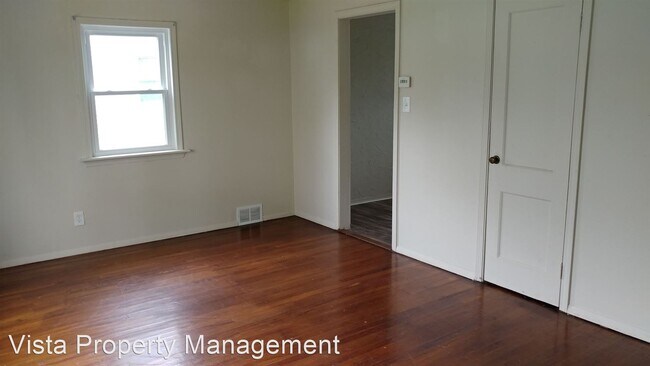 Building Photo - 3 br, 1 bath House - 149 Duxbury Rd