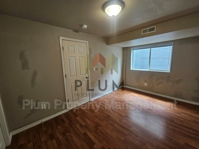 Building Photo - 4571 Potter Park Loop