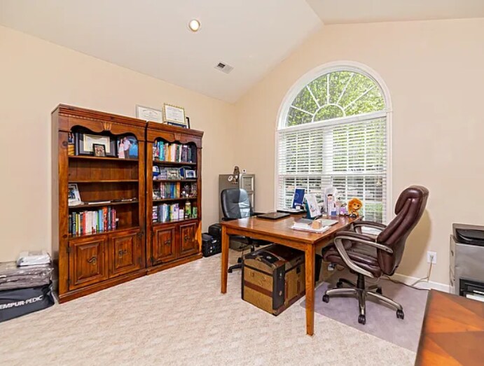 Office/Bedroom - 490 Sheldon Rd