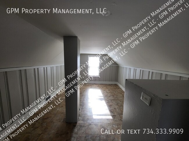 Building Photo - 6339 Hampden St