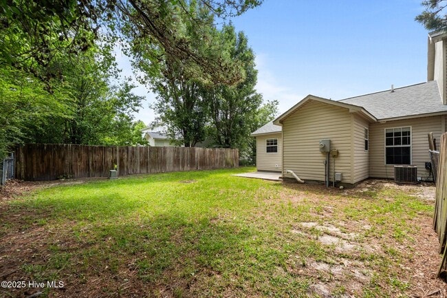 Building Photo - 1087 W Pueblo Dr