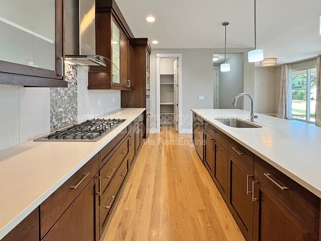 Building Photo - 2784 S Trailwood Way