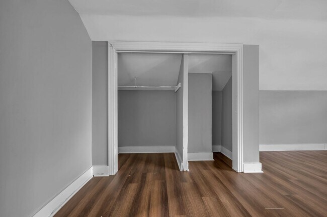 Building Photo - 2512 Natchez Trace
