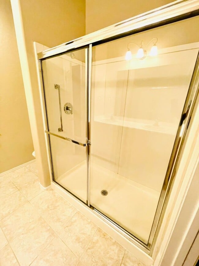 Building Photo - Charming Single-Story Corner Lot Home in Solera 55+ Community