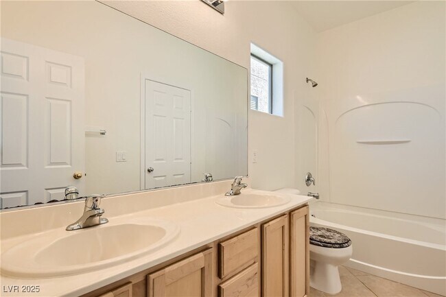 Building Photo - 6732 Kyle Stewart Ct
