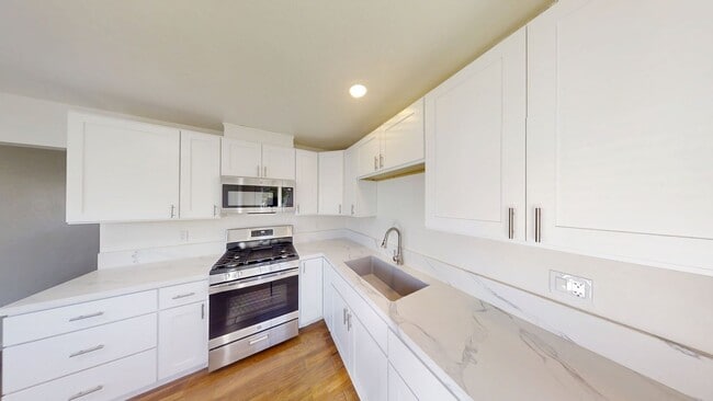 Building Photo - 12174 2nd St