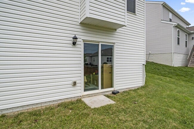 Building Photo - 288 Mahogany Ln