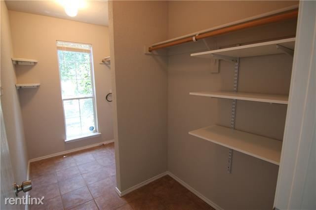 Building Photo - 2 br, 1 bath House - 1413 Pine Lane