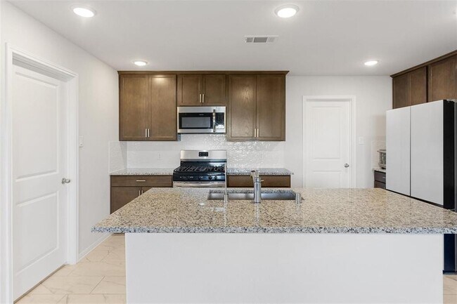 Building Photo - 2533 Allegretto Sea Dr