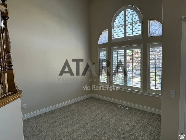 Building Photo - 941 Fremont Rd