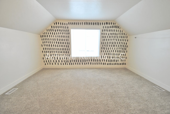 Building Photo - 2066 S 1400 W