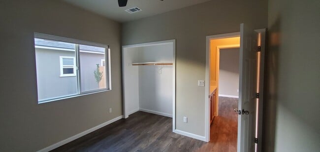 Building Photo - 432 Grand Ave