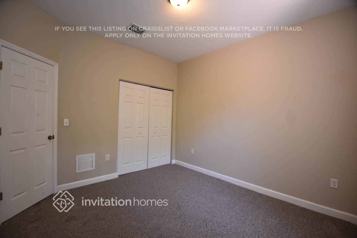 Building Photo - 20769 NE 10th Ct