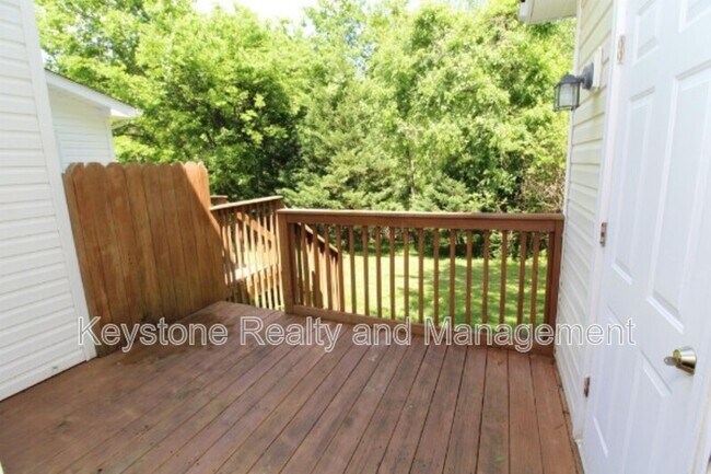 Building Photo - 938 Cumberland Dr